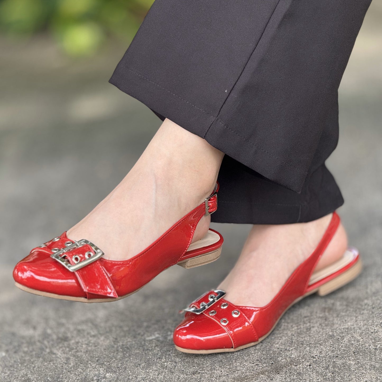 gid://shopify/MediaImage/24692321189982